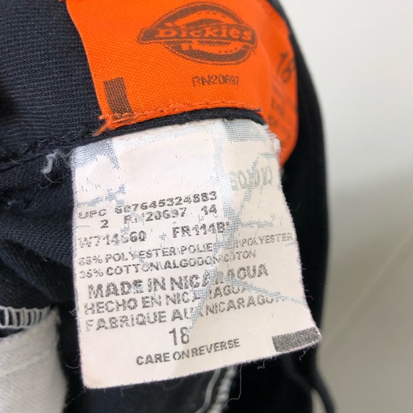 Dickies Women’s 8” Cargo Shorts Sz 18 - Picture 8 of 9